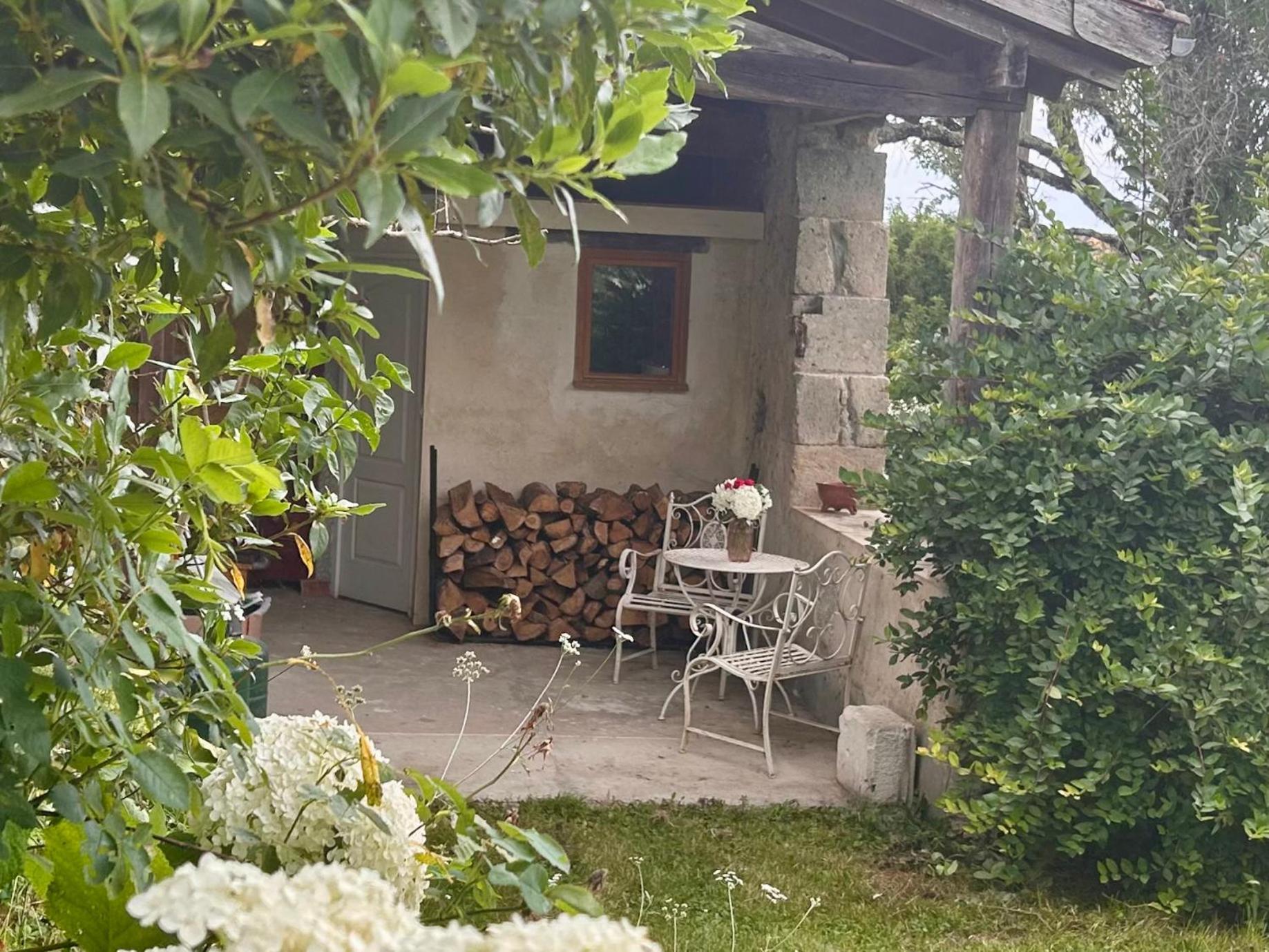 Bed and Breakfast Pedauge Moncrabeau Zewnętrze zdjęcie